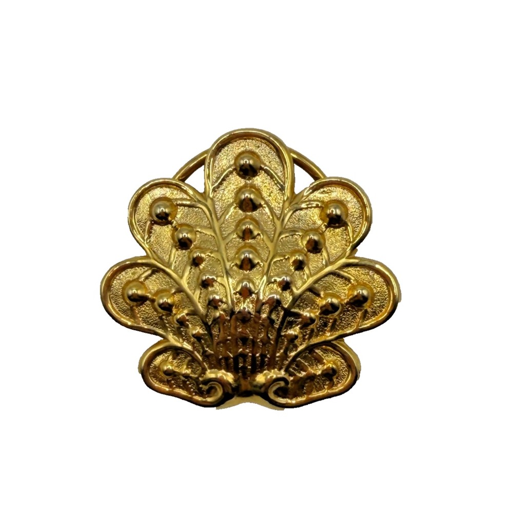 Kathie Lee Vintage Gold Tone Scalloped Shell Scarf Clip Accessoryโ